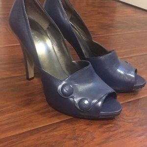 Navy Nine West heels 9.5